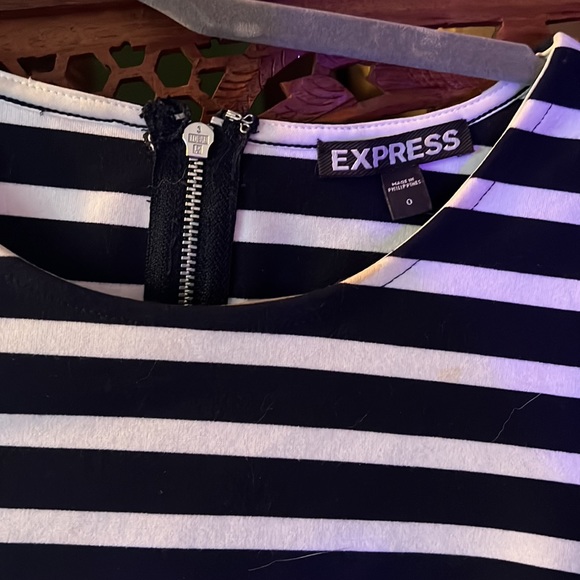 Express Shift Dress Navy & White Stripes 0 - Picture 4 of 4